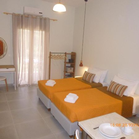 Niki Studios And Apartments By Hotelius Acharavi (Corfu) Exterior foto