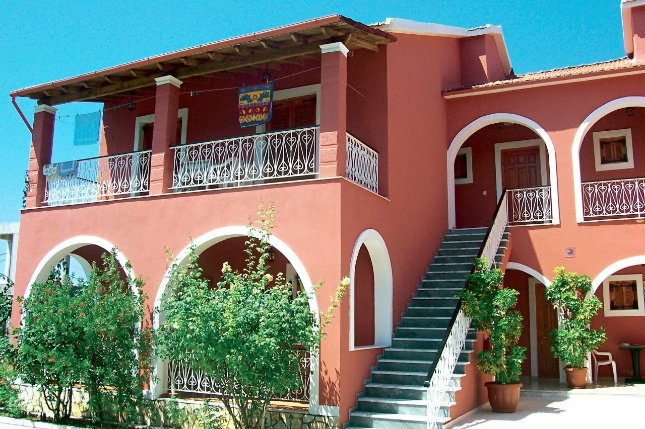 Niki Studios And Apartments By Hotelius Acharavi (Corfu) Exterior foto